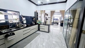 nhà mới đẹp - 2 mặt tiền dt: 6m x 22m nở hậu full thổ p. lộc sơn gần bờ hồ giá tốt 2.6 tỷ