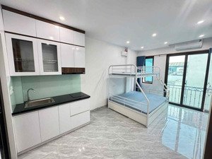 bán nhà gần mặt đường cổ nhuế,tháng máy,kinh doanh dòng tiền