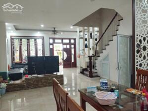 CHÍNH CHỦ BÁN GẤP 37M giá 4.2 tỷ Tại Phú Lương Hà Đông Ô TÔ ĐỖ.