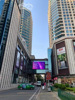 bán nhà mặt phố thái phiên dt 65m, mt 6.5m kính doanh dòng tiền hơn 100 triệu/tháng giá chào tốt.