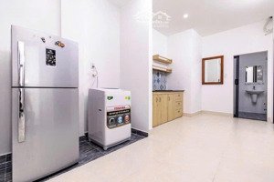 bán chdv 5 tầng hẻm thông, 101m, dòng tiền 800 tr/ năm, trung tâm phú nhuận, chỉ hơn 12 tỷ