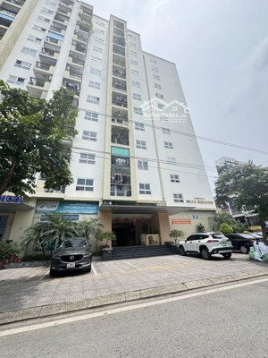 cực hiếm - khu vực ít nhà bàn -chung cư hh 90m2,.2 ngủ 2wwc , trung tâm gia thuỵ chỉ 6.38 tỷ.
