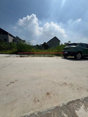 chính chủ bán 66m2 tổ 9 quang minh đất bìa làng