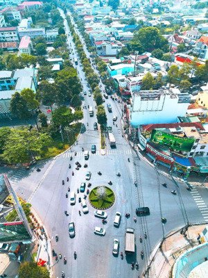 siêu phẩm mt đồng khởi 5 lầu gần 1000m2 sàn xd vị trí vàng gần bv đkđn. giá 39,9 tỷ lv chính chủ