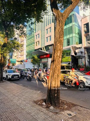 tòa nhà mt võ văn tần lõi trung tâm q3 | dt 450m² | dòng tiền 700tr | giá 369 tỷ