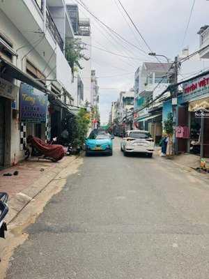 bán nhà mặt tiền kinh doanh 2 tầng 50m 4x12.5 gần aeon mall tân phú sổ vuông ko quy hoạch giá rẻ