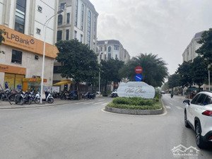 bán shophouse him lam vạn phúc, mặt phố nguyễn thanh bình, kinh doanh, hai làn vỉa hè cực rộng