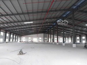 cho thuê nhà xưởng 4500m2 và 3500m2 trong kcn tân uyên, bình dương