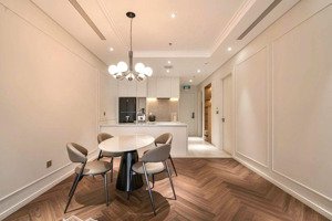 mặt phố hoàn kiếm - 300m2 - 10 tầng - mặt tiền 9m - 700 tỷ - vị trí kim cương đẹp nhất hoàn kiếm