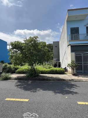 tôi chính chủ cần bán lô đất 72m2 đối diện trường học, dự án tuấn điền phát 1