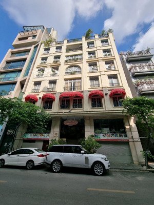 bán nhà mặt phố hai bà trưng sổ đỏ chính chủ diện tích 248m2 mặt tiền 10m xây 6 tầng thang máy