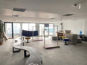 bán toà buiding hạng a 9 tầng hoành tráng mặt phố xuân la - vị trí đắc địa sát hồ tây - dòng tiền