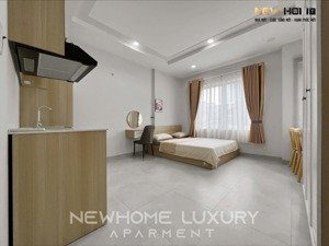 phòng cửa sổ thoáng đầy nội thất hiện đại tại kỳ đồng, quận 3