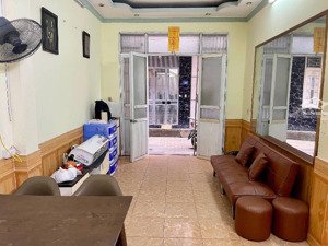 nhà hiếm chính chủ cần bán nhanh diện tích 33m2, gần oto, chỉ 4 tỷ hơn