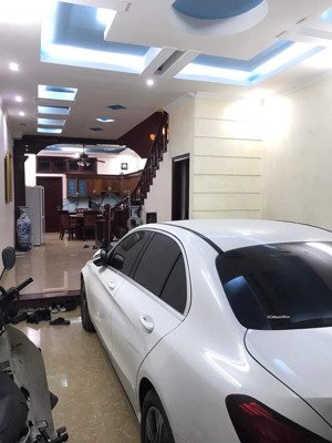 bán nhà riêng tại nguyễn chánh, dt 65m2, 4 tầng, mt 4.3m, view đẹp, phân lô, vỉa hè, kinh doanh