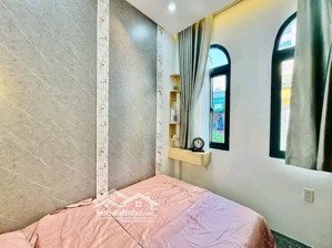 kẹt vốn bán nhà hoa phượng, p.2, phú nhuận. giá 4,1 tỷ, dt 54,5m2, lh như , hẻm xe hơi
