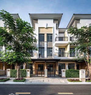 nhà ngang 6m mặt tiền đường 20m ngay liên phường quận 9 cách global 500m giá 14 tỷ tl. 