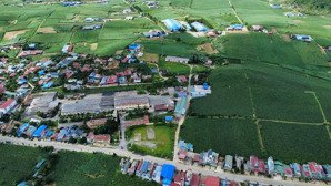 bán đất view chè trung tâm mộc châu, mặt tiền rộng tới 44m, cách ql43 chỉ 100m