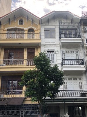 cho thuê nr 5pn, 4wc, 55m2, đỗ quang, trung hòa, cầu giấy, hà nội chỉ với 25 triệu vnd