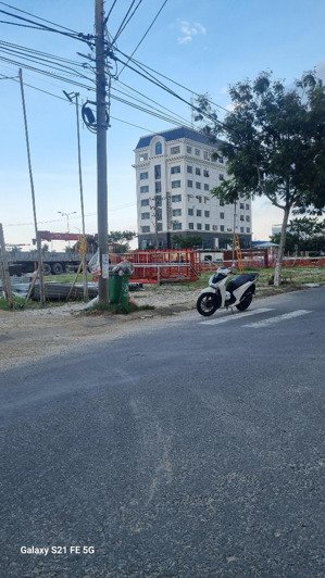 chính chủ bán lô góc víp nhìn ra bãi tắm tân trà ,view biển sát võ quý huân giá 7 tỷ 550tr,