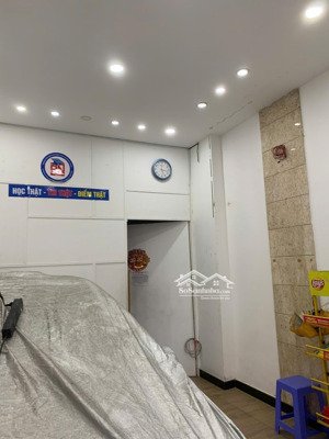 thuê nhà đường trần văn hoàng, phường 9, tân bình