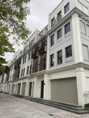 cho thuê liền kề tại the manor central park, nghiêm xuân yêm, dt 75m2, 5 tầng, 33 tr/th