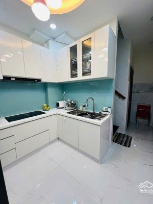 chủ kẹt tiền cho con du học cần bán gấp nhà nguyễn đình chiểu q3 - giá chỉ 3 tỷ 100 tr