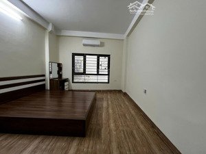 bán nhà mới 5 tầng ỷ la hà đông, ô tô đỗ cửa, gần lê trọng tấn, sổ đỏ chính chủ, giá 5.9 tỷ