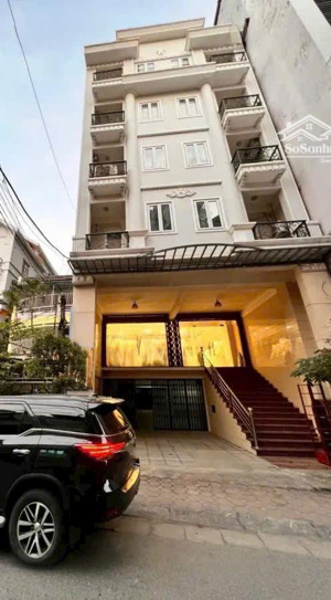 tòa căn hộ khách sạn ba đình 300m2 130 tỷ 52 phòng vỉa hè ô tô đỗ