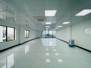 lô góc 2 mặt thoáng - chính chủ cần cho thuê sàn 100m2 mặt phố nguyễn khánh toàn- cầu giấy