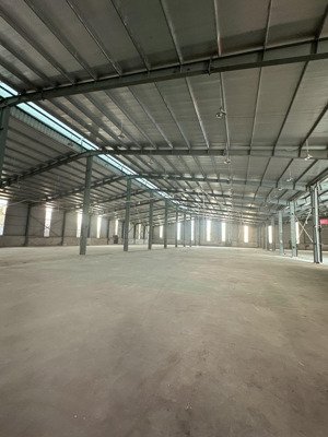cho thiê kho xưởng tại trại gà - bắc từ liêm - hn, diện tích 2000m và 4500m
