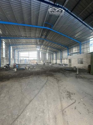 cho thuê kho xưởng đức hòa đông, long an (tây ninh), diện tích: 1.000m2, bình điện 560kva