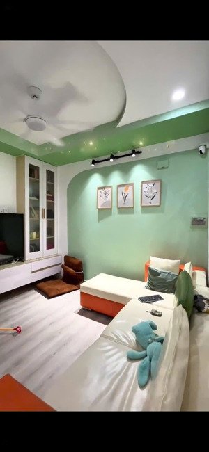 cần bán căn hộ belaza. đường phạm hữu lầu. phường phú mỹ ,quận 7. dt: 75m2 ,2pn,giá:3,5ty