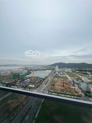chính chủ bán căn hộ icon 40 giá tốt nhất
