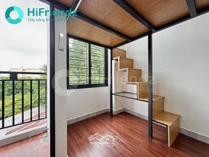 phòng ban công cửa sổ trời, thang máy - có máy giặt riêng