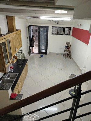 cho thuê nhà nguyễn văn cừ gần cầu chương dương - phố ngọc lâm- bệnh viện bắc hà trường ái mộ b