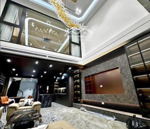 trung tâm cầu giấy - 8 tầng x 100m2 mặt tiền = hậu = 5.5m, 2 ô tô tránh kinh doanh, nội thất vip
