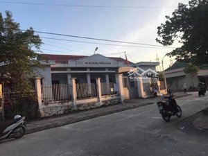 khu dân cư đông đúc - đối diện là trường thpt bãi cháy sắp xây dựng. tài chính trên 2 tỷ