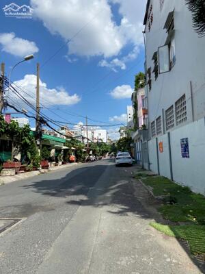 Bán Nhà Góc 2 Mặt Tiền Hẻm 541 Đường Tô Hiến Thành Quận 10.DT:5.6x21m.Giá 18.5 Tỷ