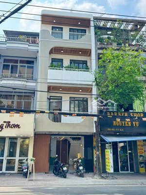 bán nhà mặt tiền kinh doanh đường bà hạt phường vườn lài tphcm (dt 4,1x20m) 6 tầng tiện ở liền