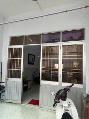 bán gấp nhà 2 tầng đường phố tây tuệ tĩnh giá rẻ