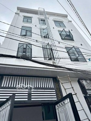 tòa chdv 5 tầng 37 phòng, thang máy, full pccc - doanh thu 160 triệu/tháng (10%/năm). bank 13 tỷ