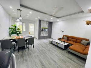 chỉ hơn 2,3 tỷ có ngay căn hộ 70m2 cc thanh hà