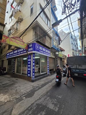 bán nhà mặt phố phan đình giót 38m2, 4 tâng, mặt phố kinh doanh, ô tô thông các phố giá chỉ 7tỷ950