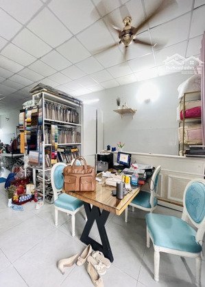 siêu vip mt phạm văn đồng ngang 5m cực đẹp - cho thuê 240 tr/năm