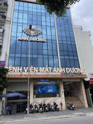 chủ cần bán gấp toà văn phòng mặt phố phú diễn dt 180m2 x mt 10m, 9 tầng có hầm, lô góc 3 thoáng