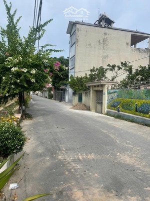 bán đất tại học viện nn, 150 triệu / m2, 85 m2, view đẹp, uy tín. ô tô tránh