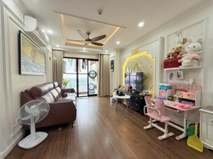 cho thuê chung cư toà b vina 98m2 với 2 ban công và 3 phòng ngủ, đầy đủ tiện nghi