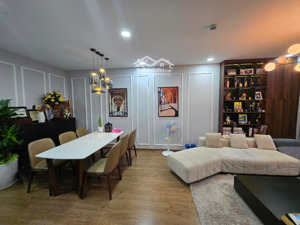 bán gấp căn góc 104m2, tầng 2x đẹp, full đồ cao cấp như hình, hơn 7tỷ bp tại iris garden. ko ảo