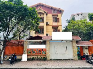 bán biệt thự vàng dịch vọng thành thái, cầu giấy